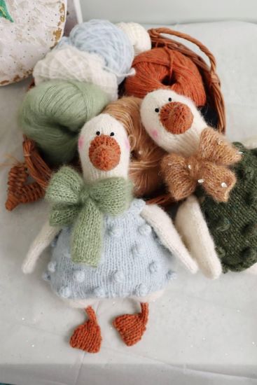 [С морем внутри] Сабина Гюльмагомедова ― Гусь Весь_0.jpg